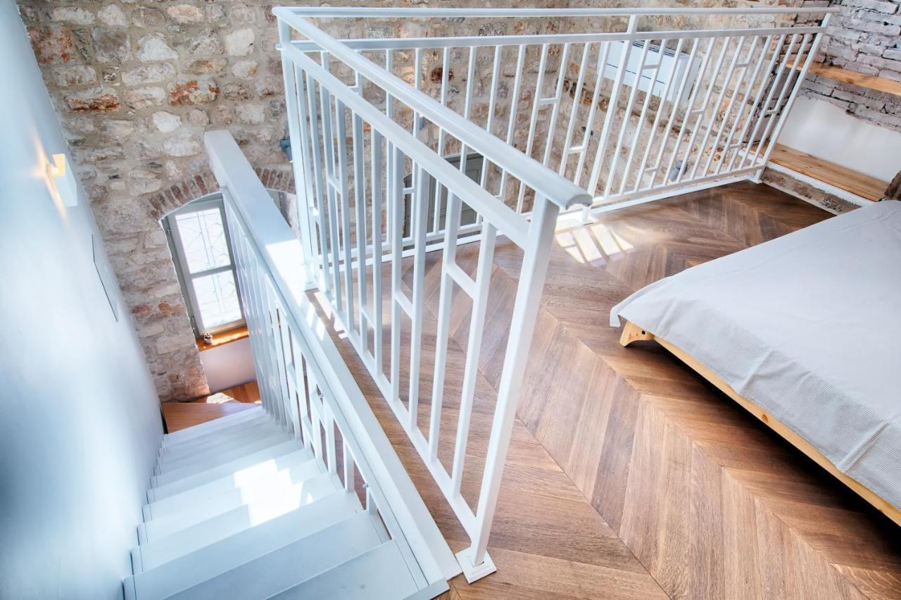 Studio Apartment Vicencina Віс Екстер'єр фото