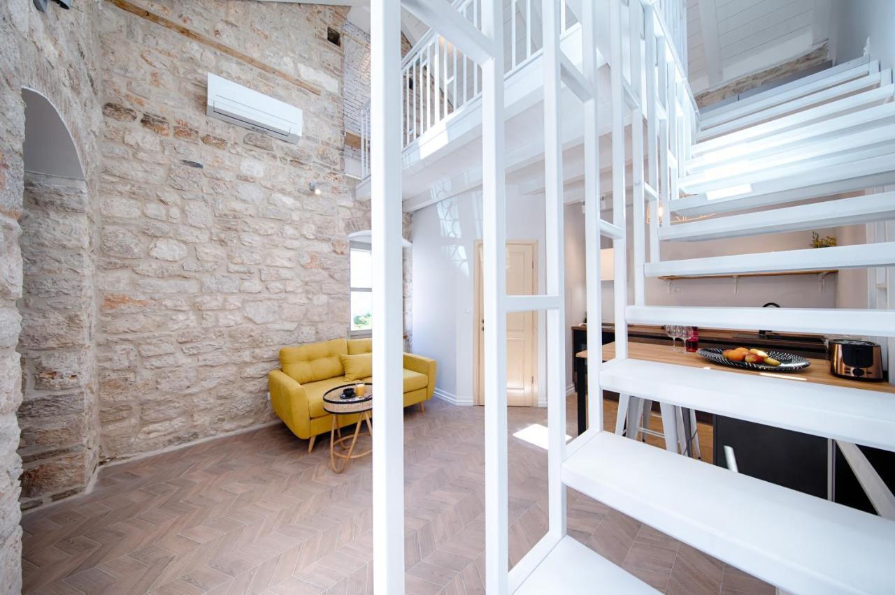 Studio Apartment Vicencina Віс Екстер'єр фото